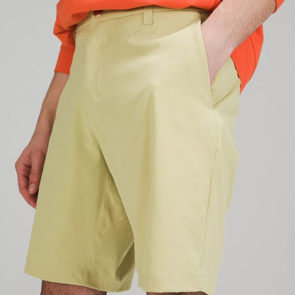 lululemon athletica Other - LULULEMON NWT MEN’S COMMISSION SHORT CLASSIC 9”